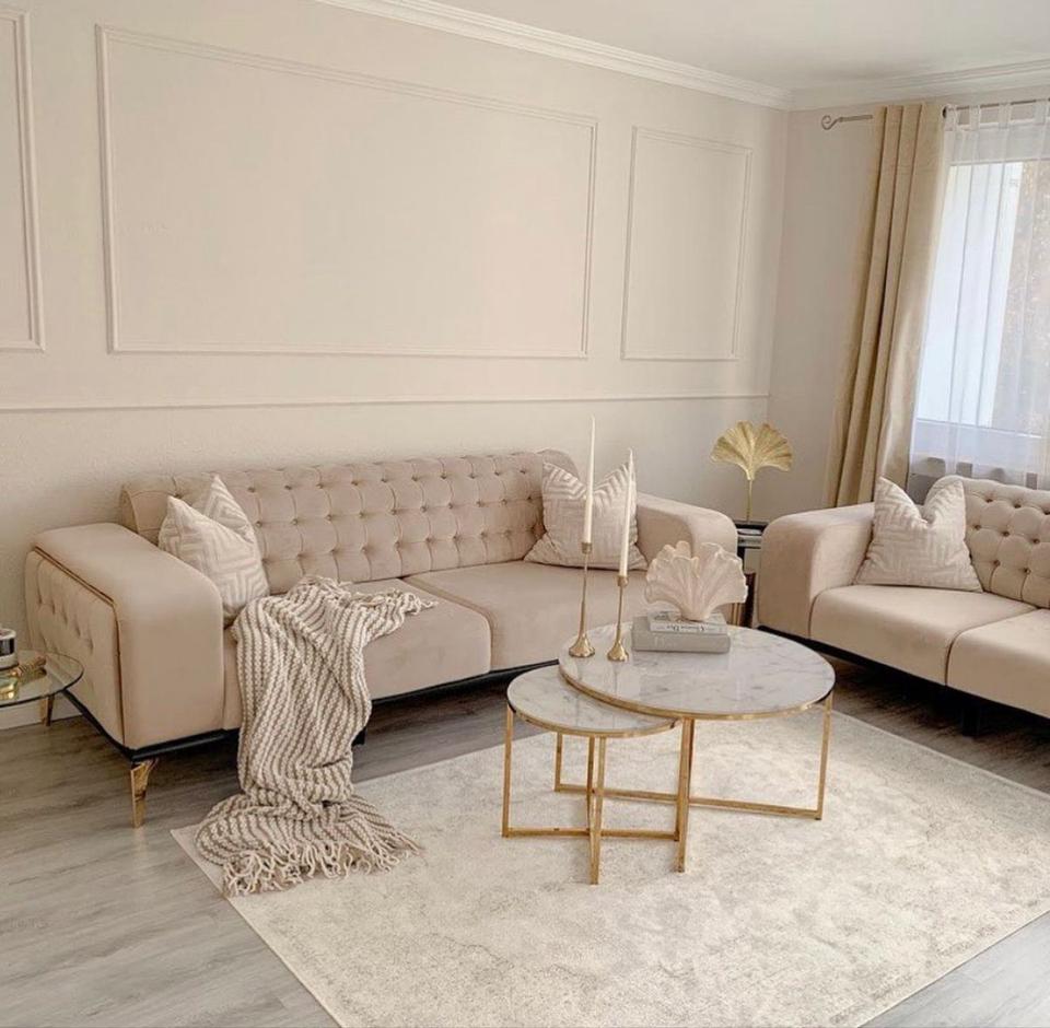 Loose Furniture